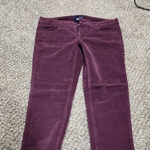 American Eagle Skinny Maroon Corduroy